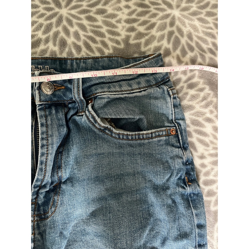 High Rise Distressed Barrel Mom Jeans size 2 Light Wash Blue Ripped Indie Y2K - Picture 5 of 9